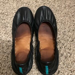 Black Tieks